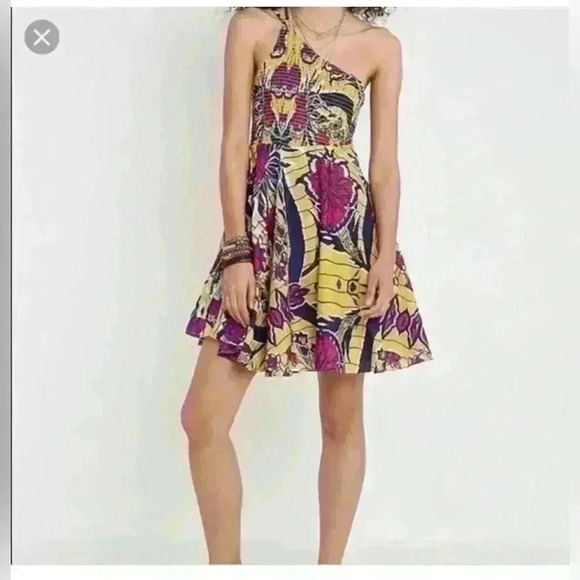 Urban Outfitters Dresses & Skirts - Urban Outfitters Dahlia One Shoulder Cotton Mini Dress sz medium M